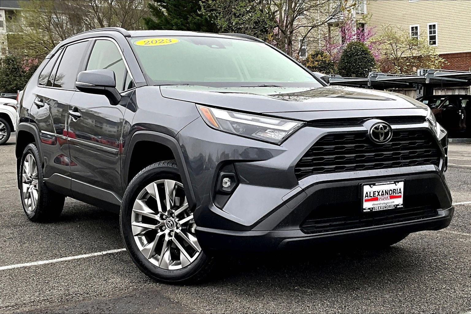 2023 Toyota RAV4 XLE Premium
