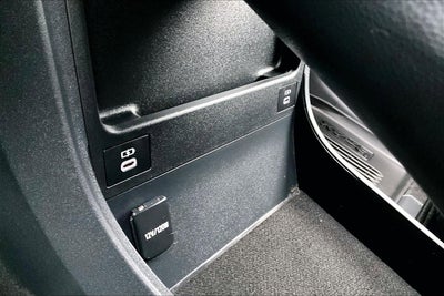 2025 Toyota bZ4X XLE