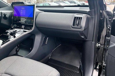 2025 Toyota bZ4X XLE