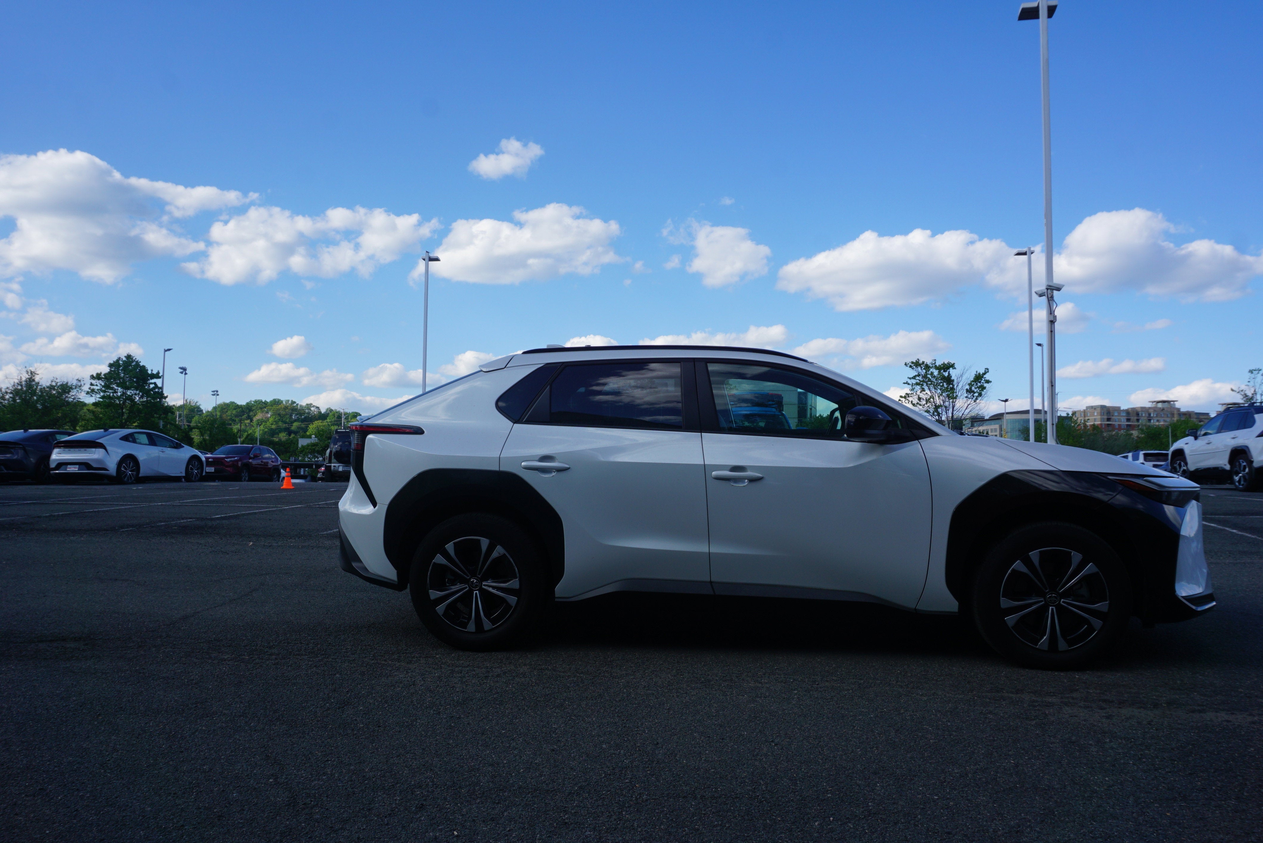 2024 Toyota bZ4X XLE