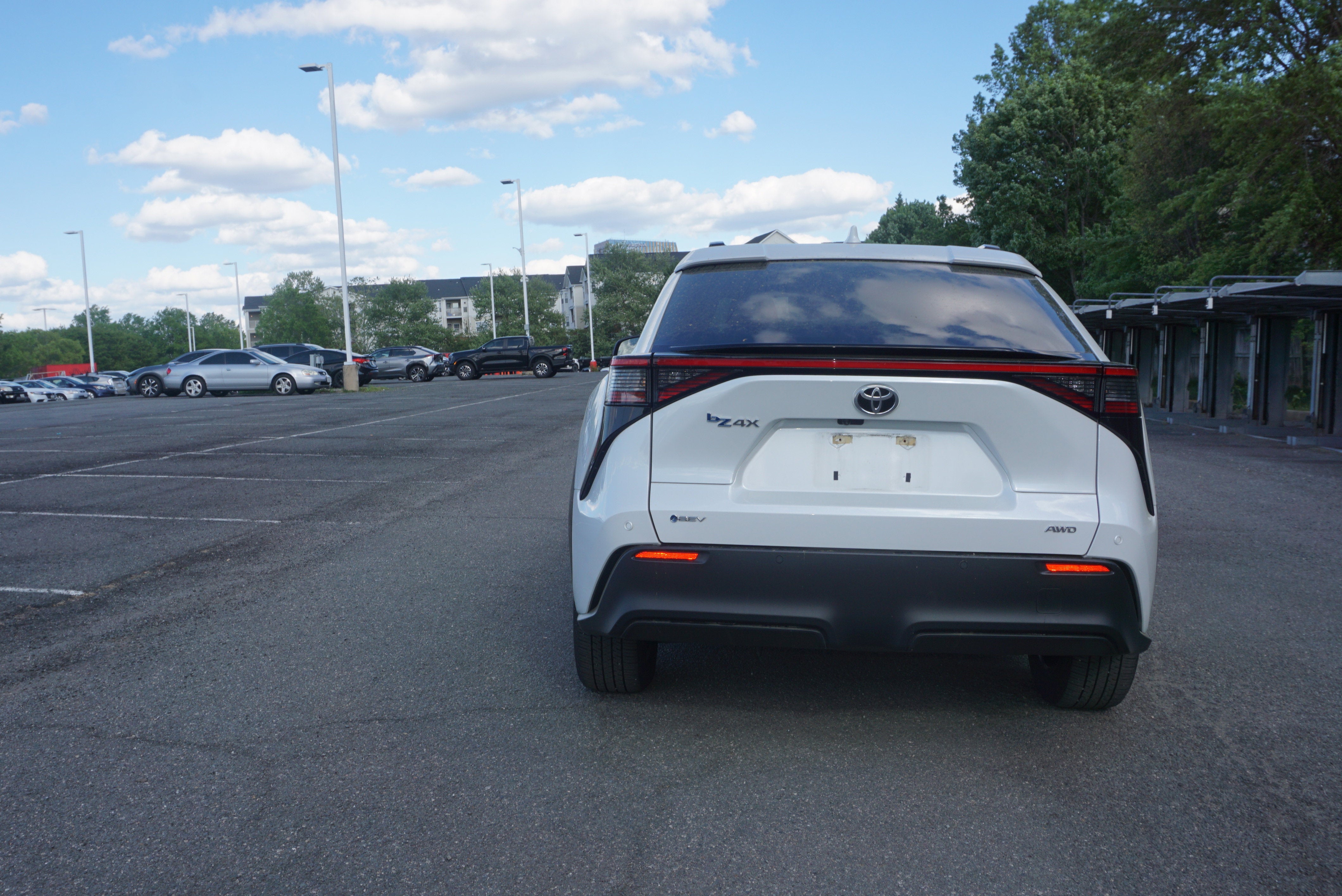 2024 Toyota bZ4X XLE