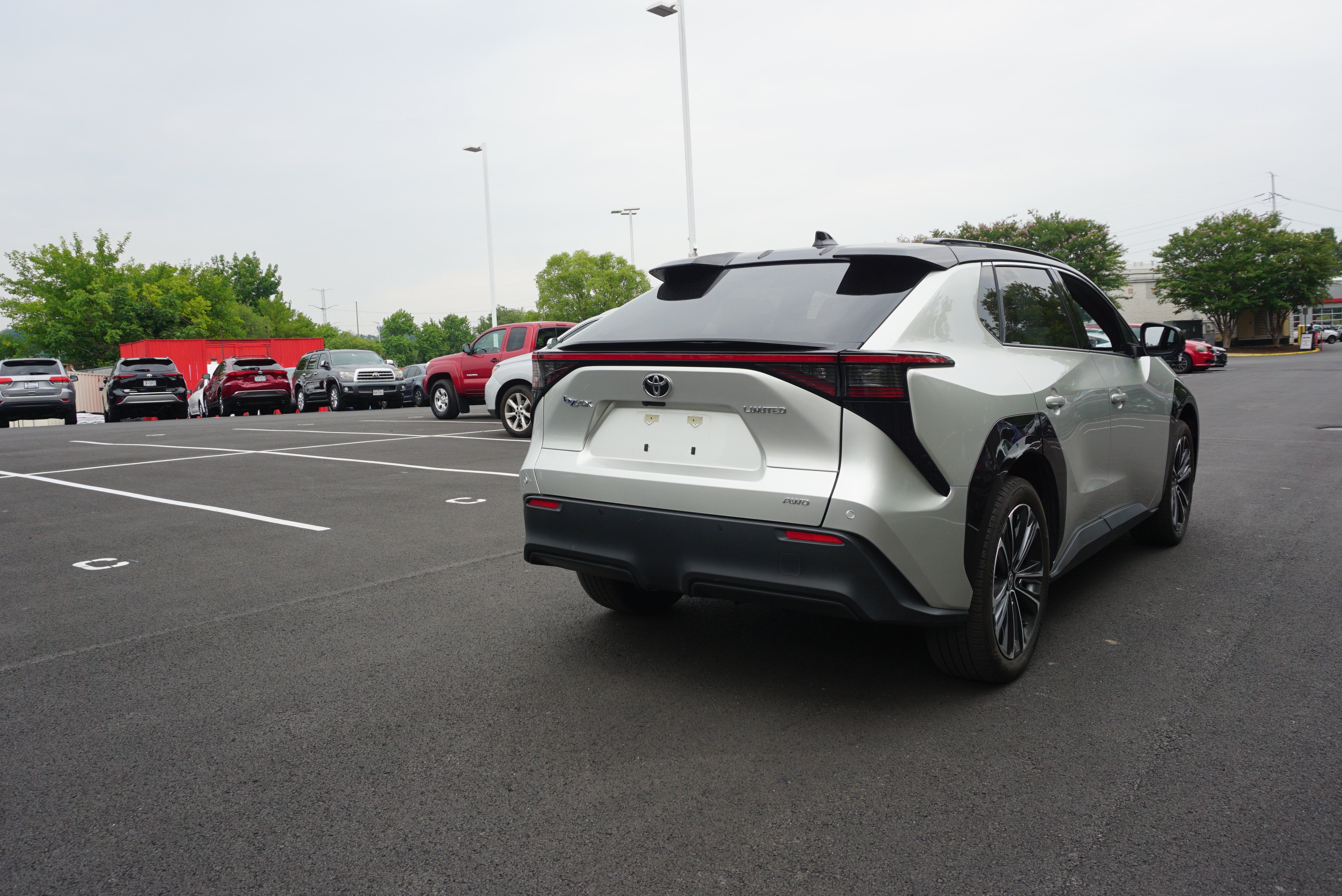 2023 Toyota bZ4X Limited
