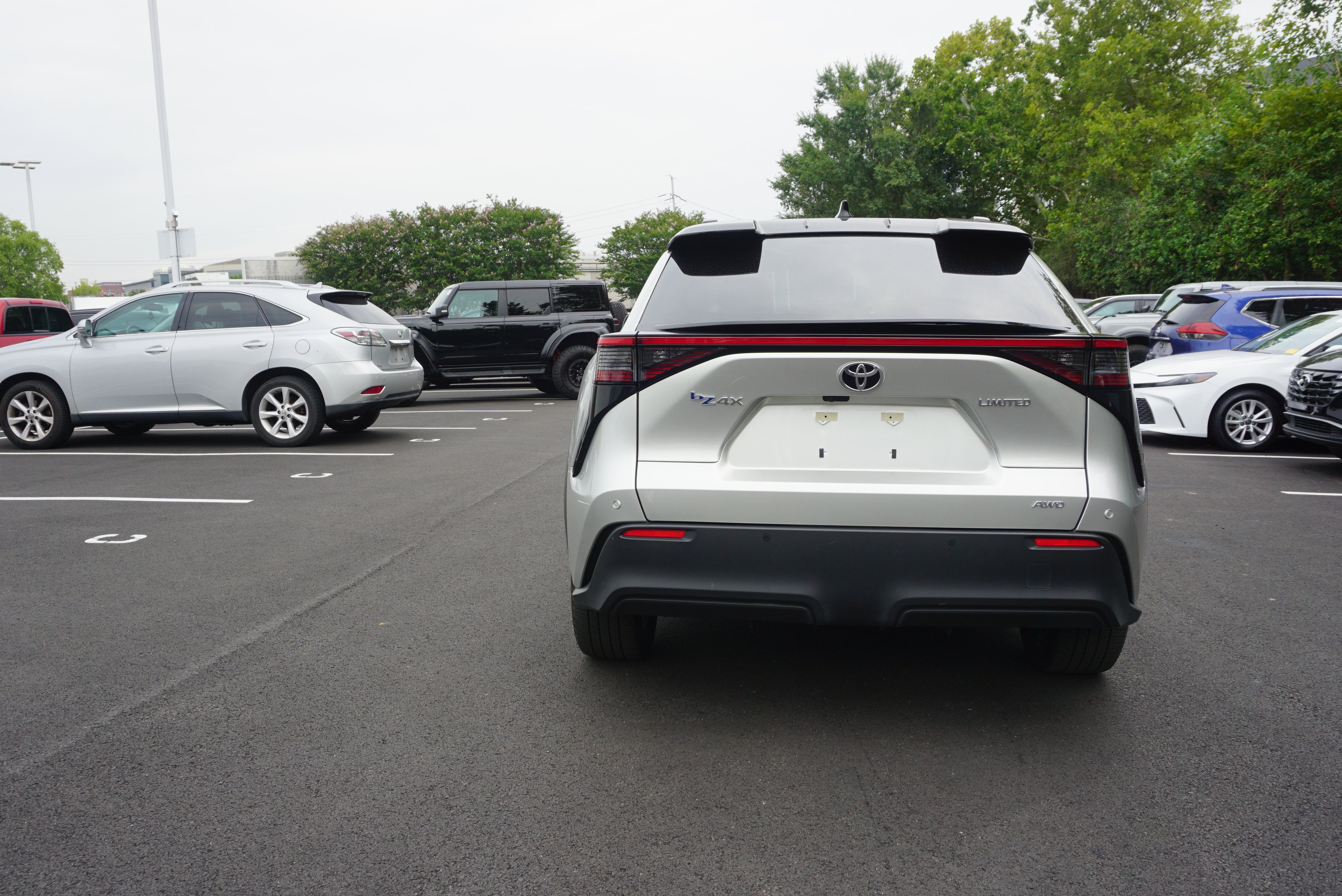 2023 Toyota bZ4X Limited