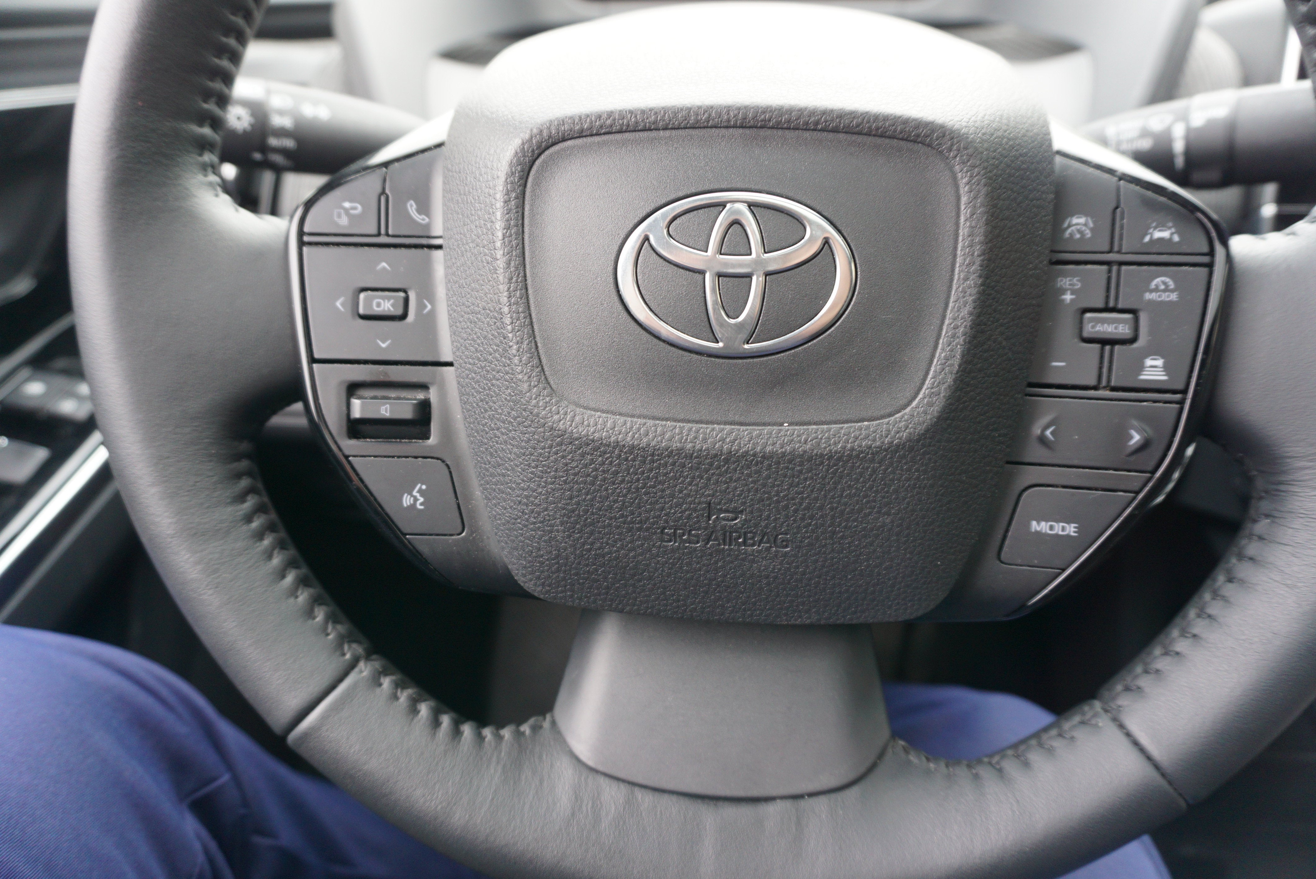 2023 Toyota bZ4X Limited