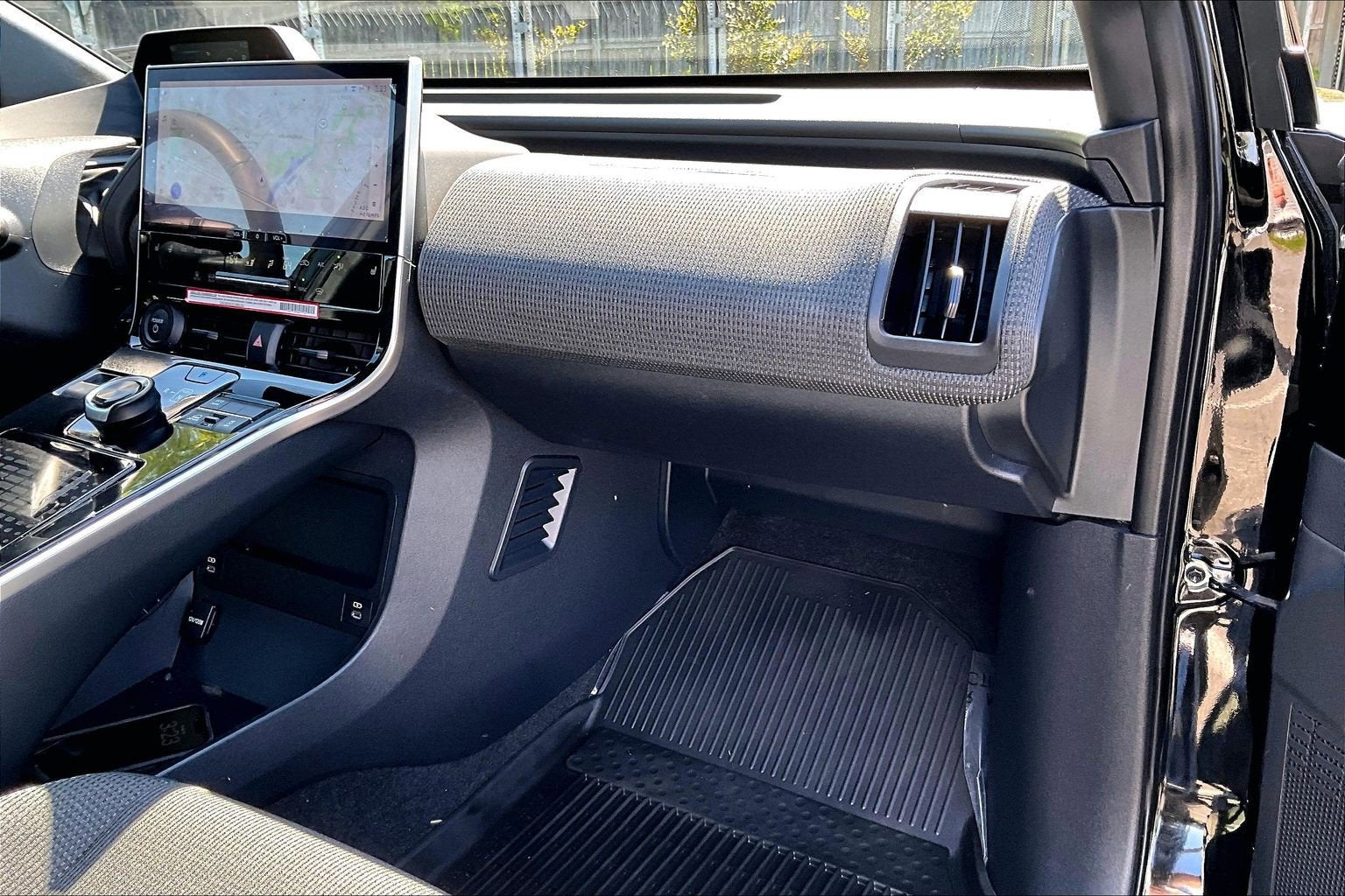 2024 Toyota bZ4X Base