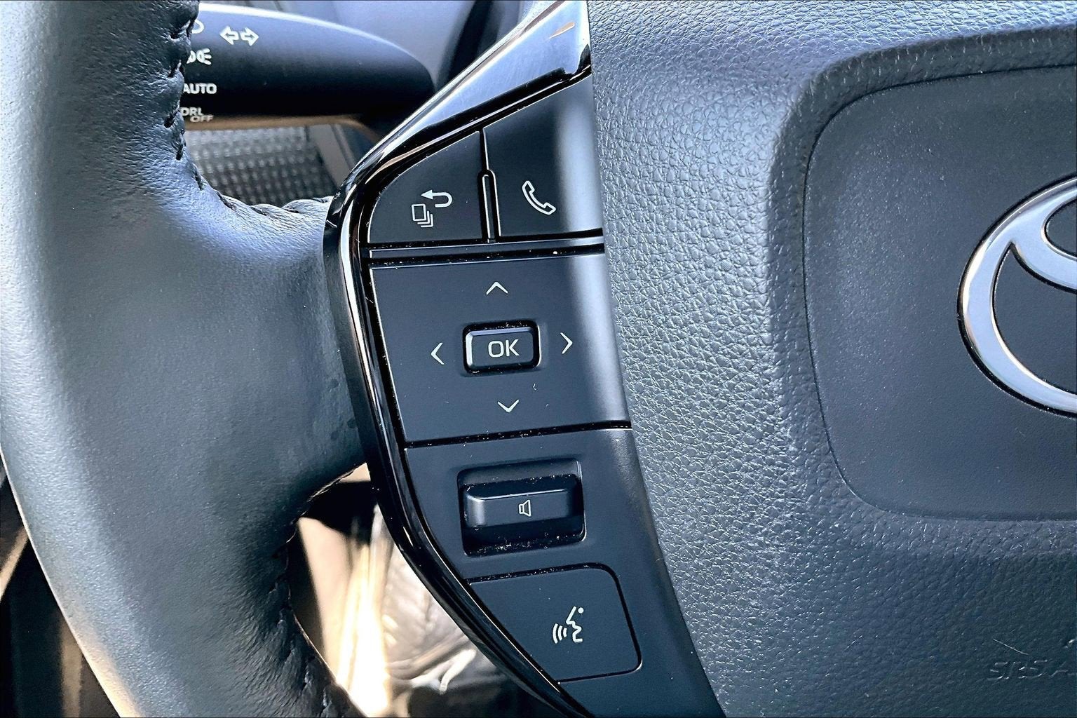 2024 Toyota bZ4X Base