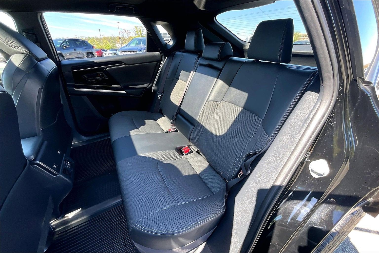 2024 Toyota bZ4X Base