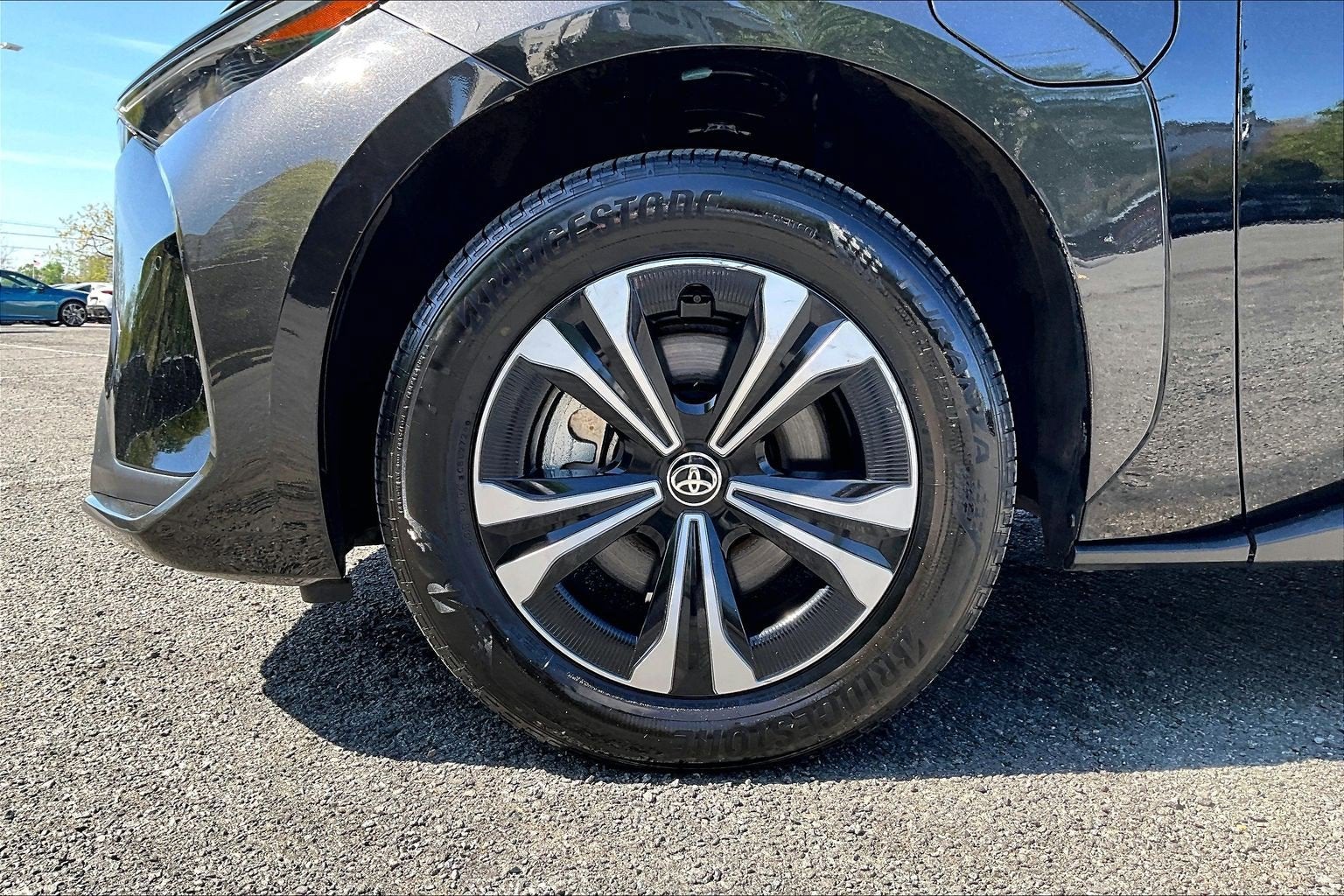 2024 Toyota bZ4X Base