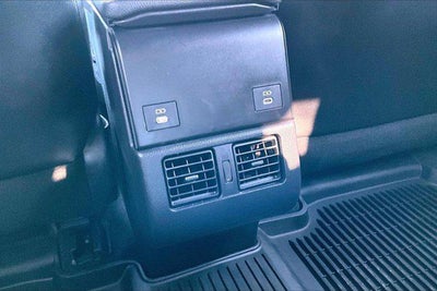 2025 Toyota bZ4X XLE