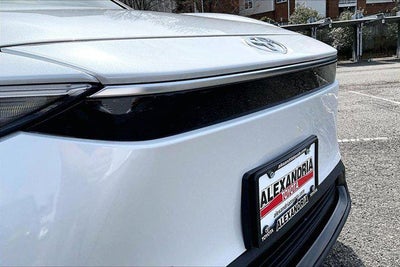 2024 Toyota bZ4X XLE