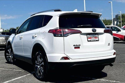 2016 Toyota RAV4 LE