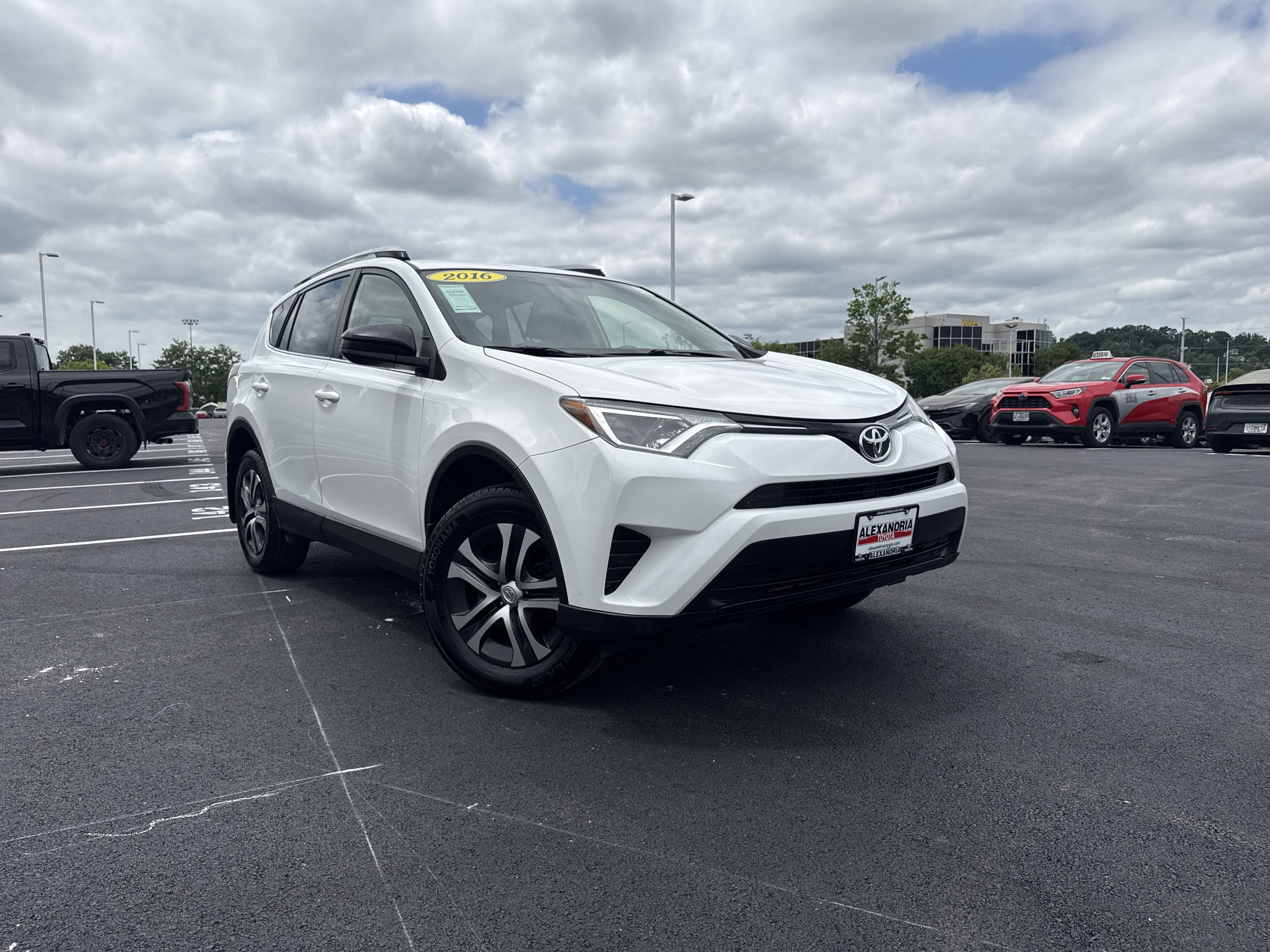 2016 Toyota RAV4 LE