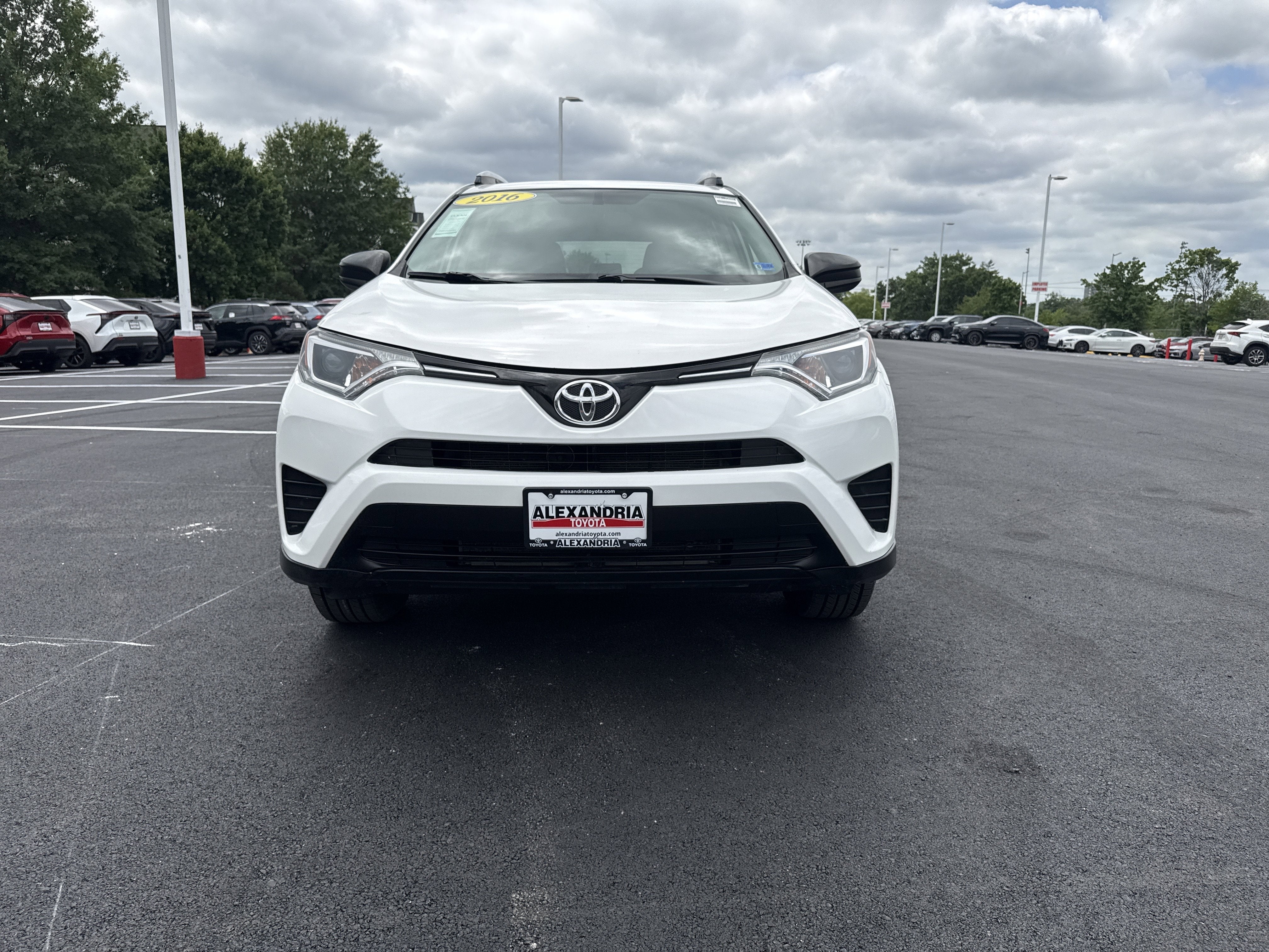 2016 Toyota RAV4 LE