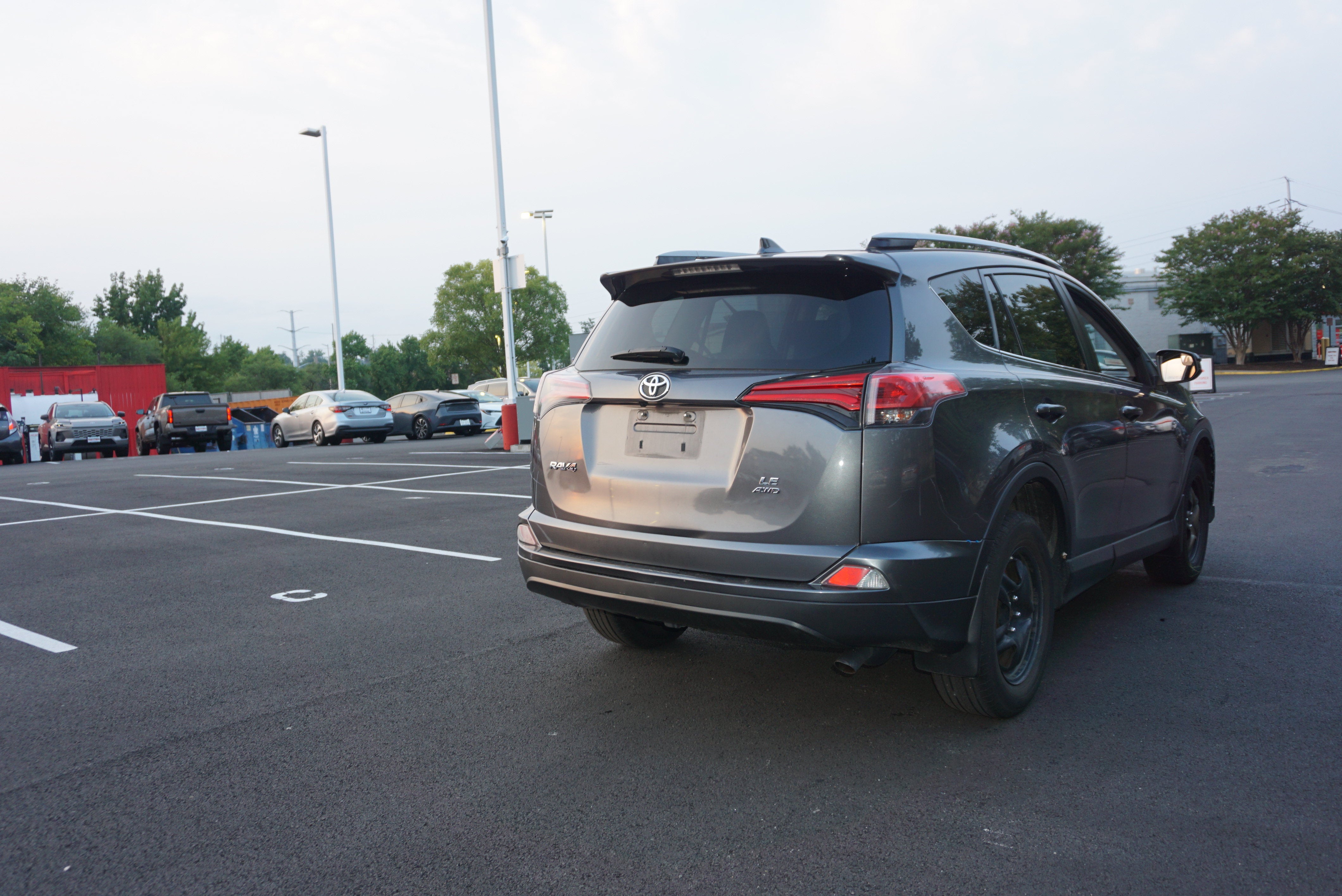 2018 Toyota RAV4 LE