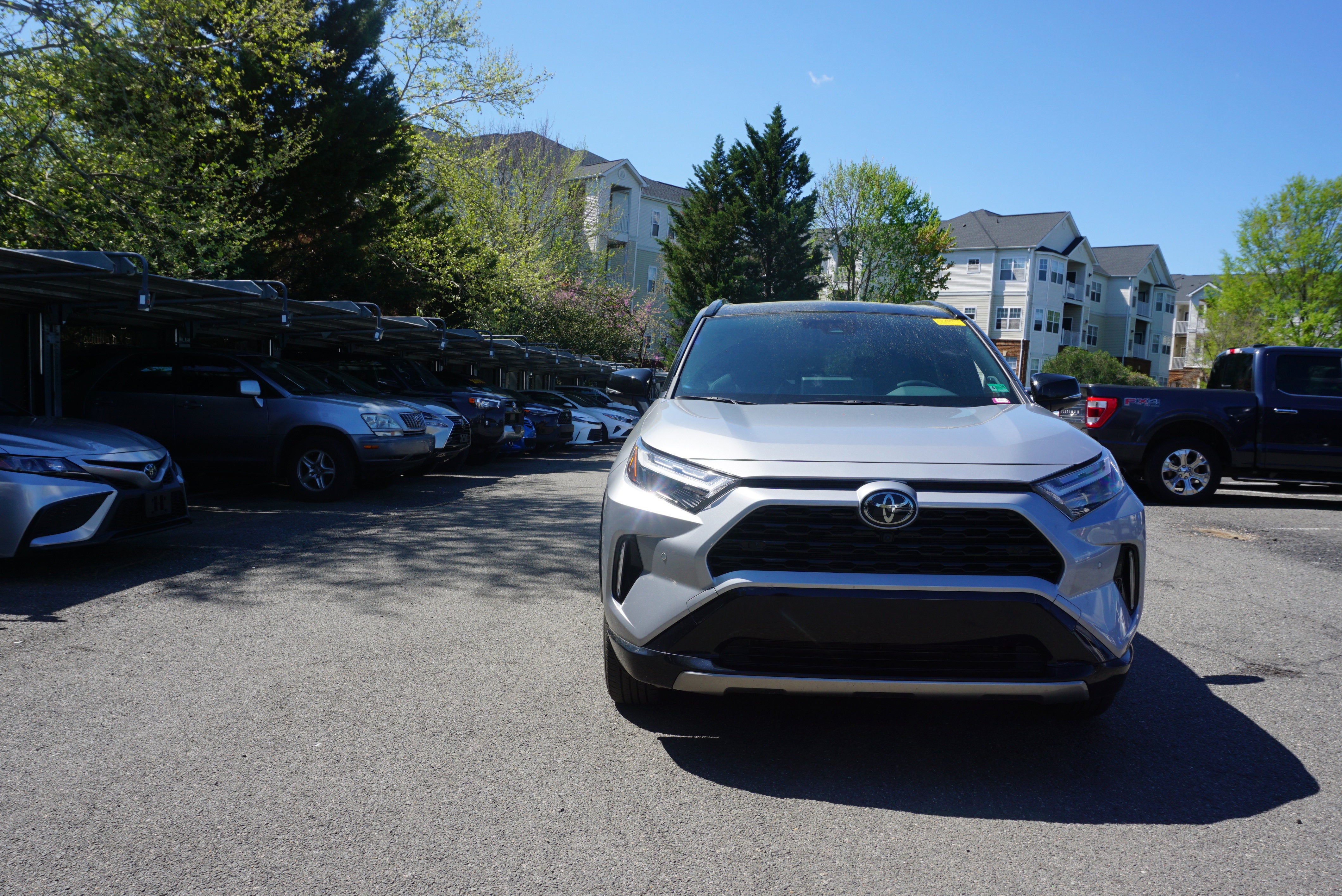 2025 Toyota RAV4 Hybrid XSE