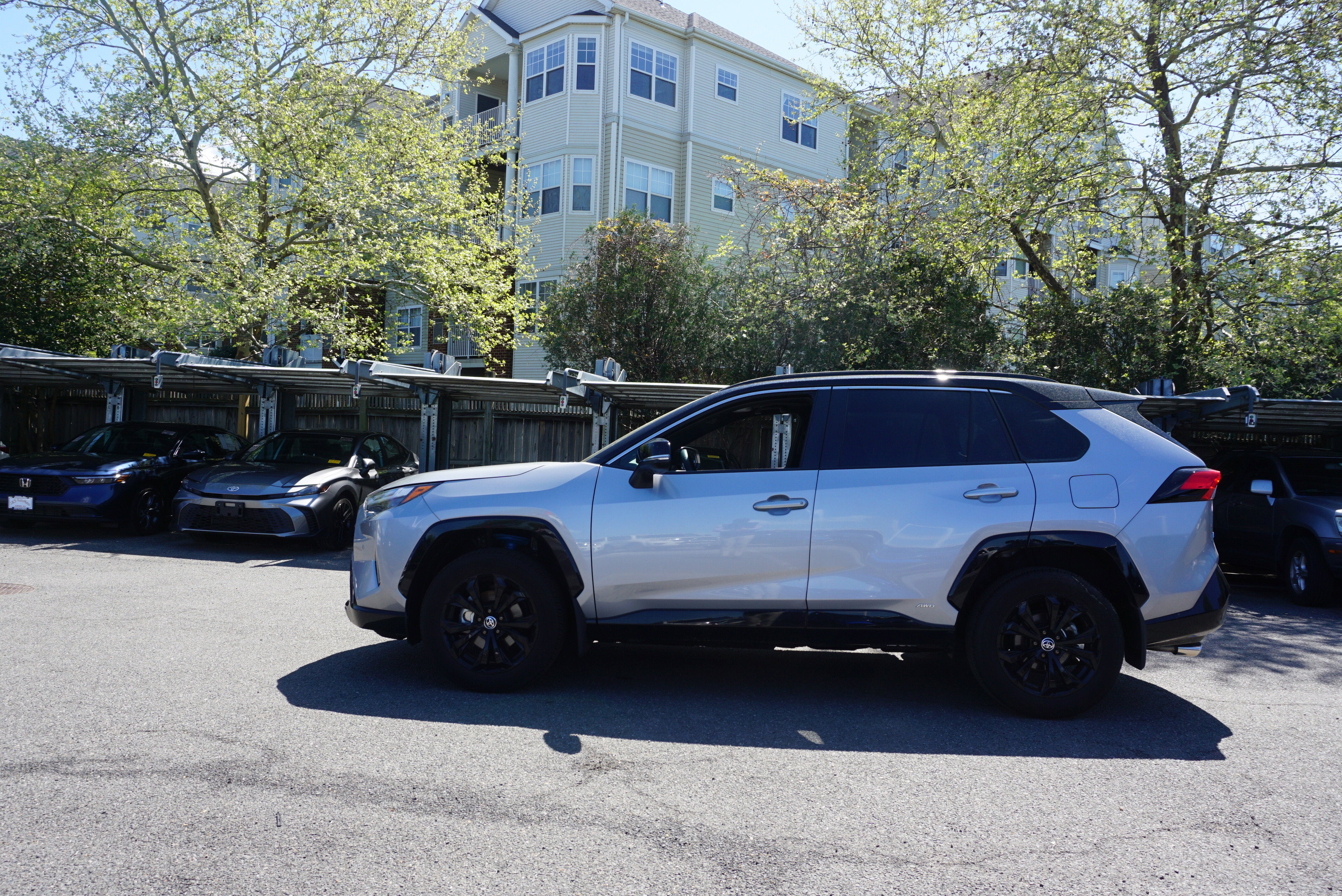 2025 Toyota RAV4 Hybrid XSE