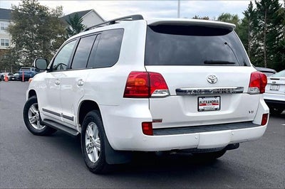 2015 Toyota Land Cruiser 4dr 4WD (Natl)