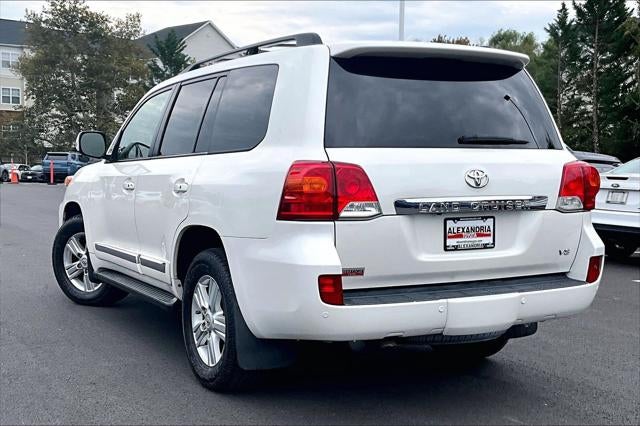 2015 Toyota Land Cruiser 4dr 4WD (Natl)