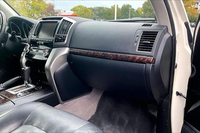 2015 Toyota Land Cruiser 4dr 4WD (Natl)