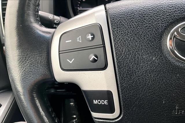 2015 Toyota Land Cruiser 4dr 4WD (Natl)