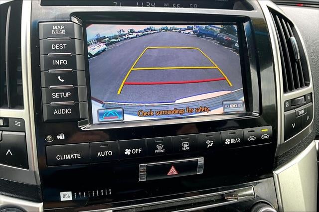 2015 Toyota Land Cruiser 4dr 4WD (Natl)