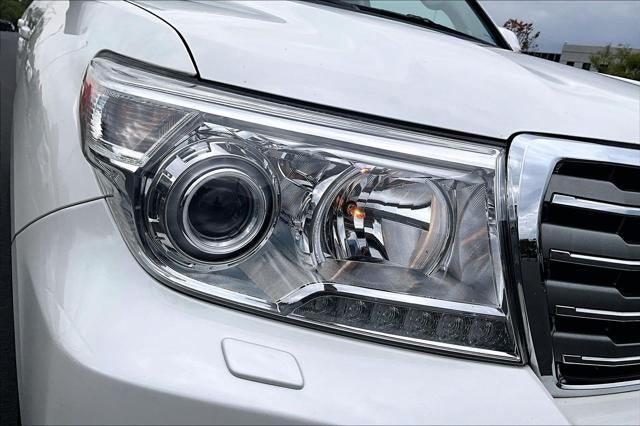 2015 Toyota Land Cruiser 4dr 4WD (Natl)