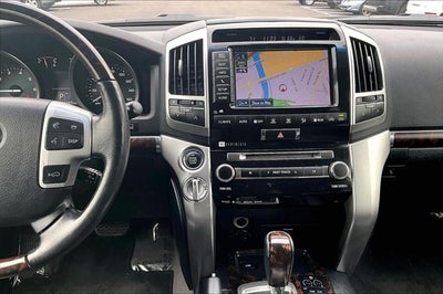 2015 Toyota Land Cruiser 4dr 4WD (Natl)