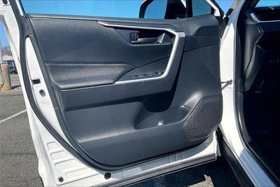 2023 Toyota RAV4 Hybrid LE