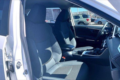 2023 Toyota RAV4 Hybrid LE