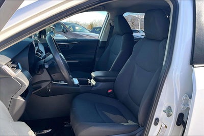 2023 Toyota RAV4 Hybrid LE