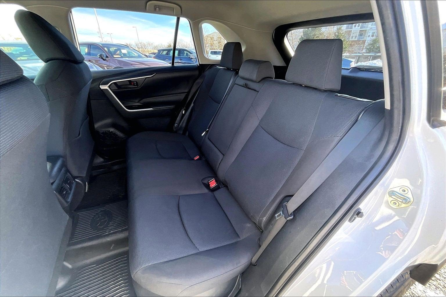 2023 Toyota RAV4 Hybrid LE