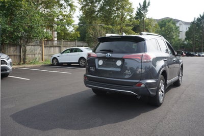 2017 Toyota RAV4 Hybrid XLE