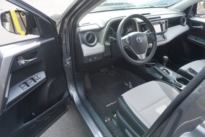 2017 Toyota RAV4 Hybrid XLE