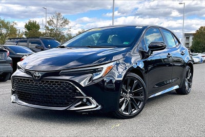 2025 Toyota Corolla Hatchback XSE