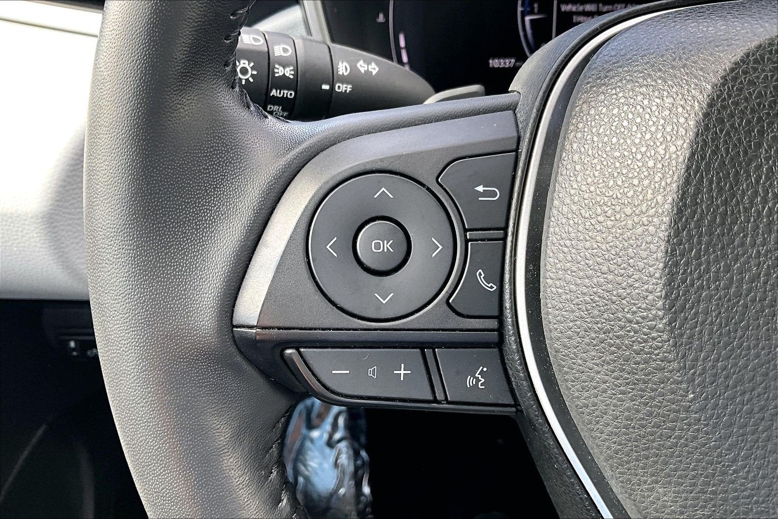 2025 Toyota Corolla Hatchback XSE