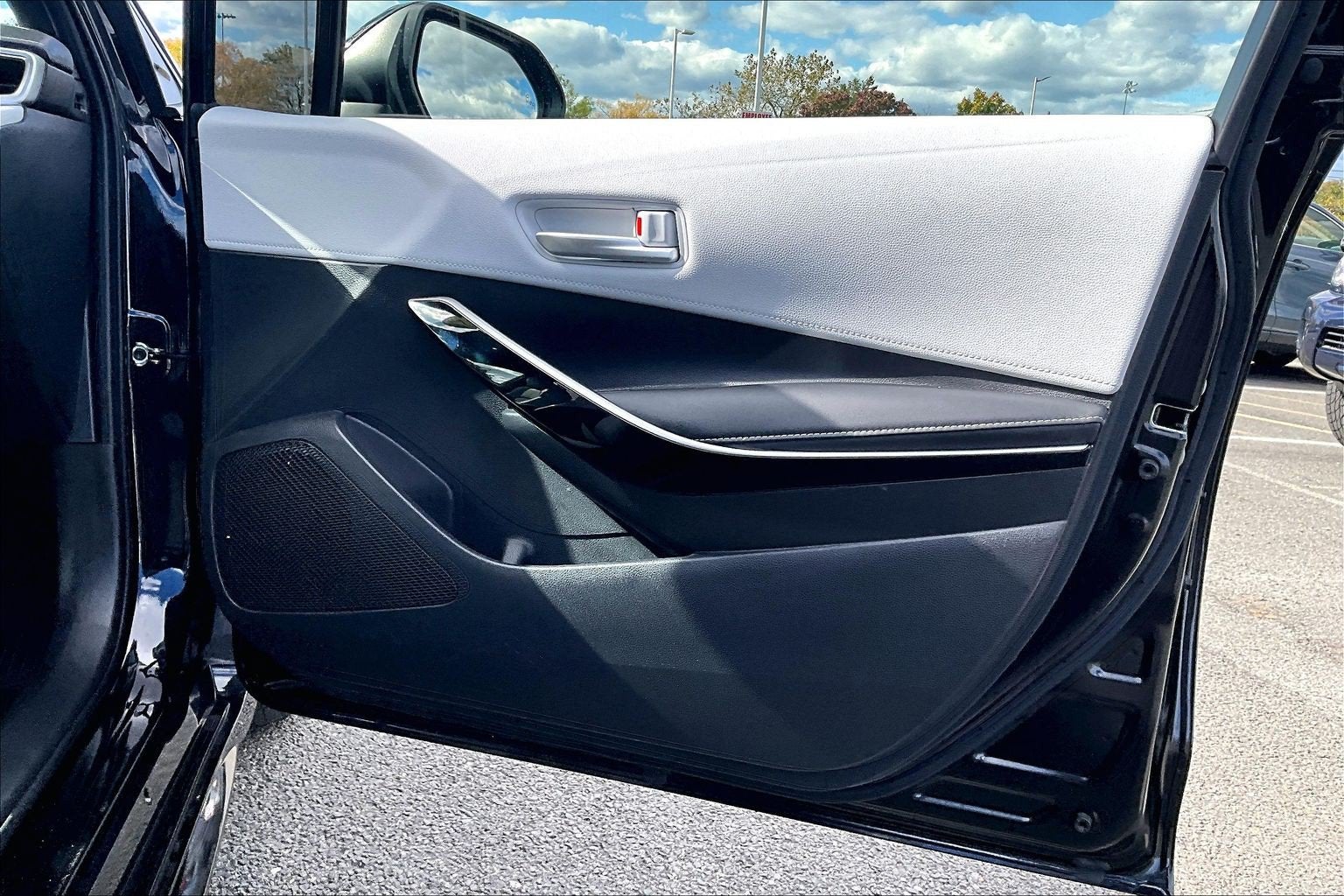 2025 Toyota Corolla Hatchback XSE