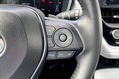 2025 Toyota Corolla Hatchback XSE