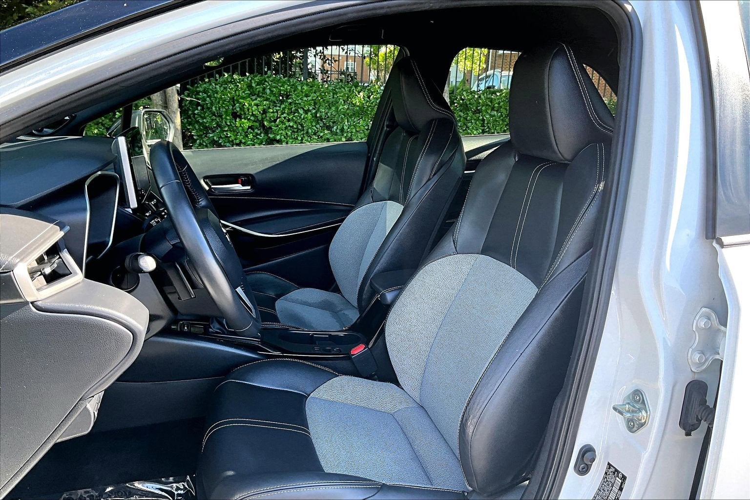 2023 Toyota Corolla Hatchback XSE