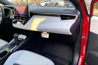 2026 Toyota Corolla Hatchback SE