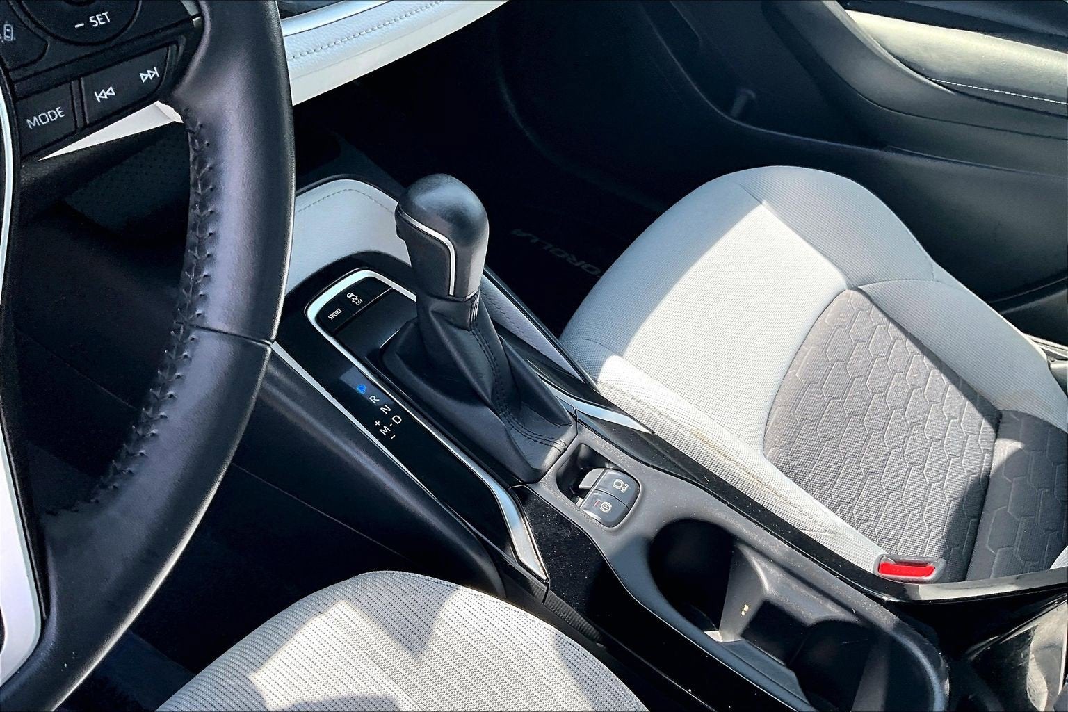 2021 Toyota Corolla Hatchback SE