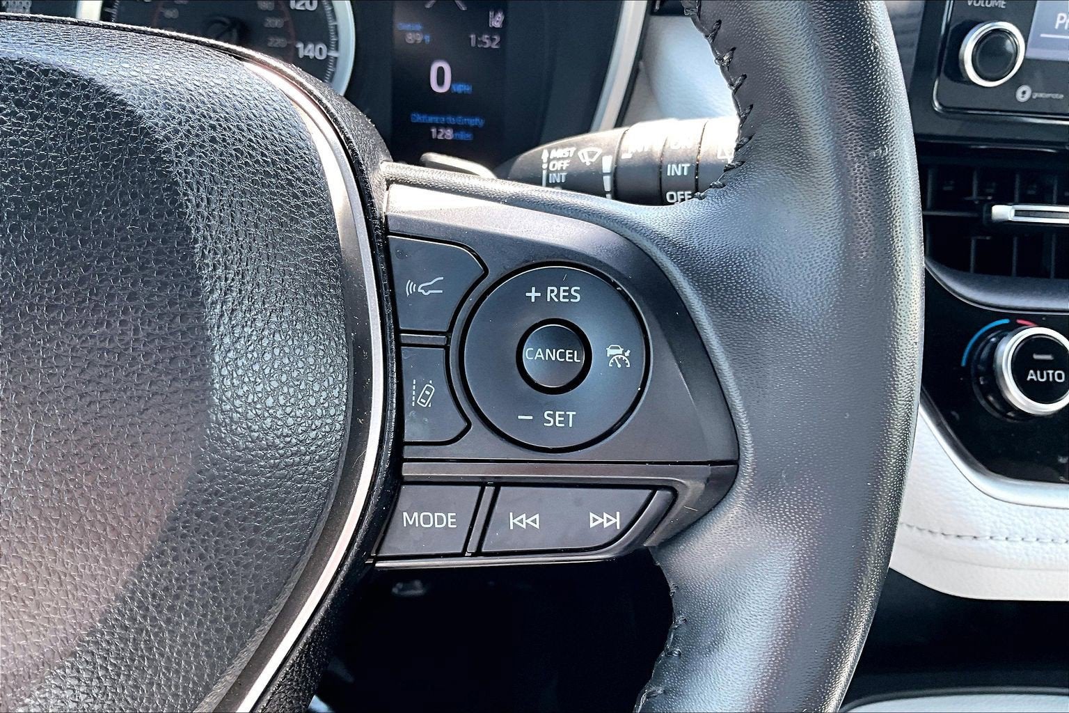 2021 Toyota Corolla Hatchback SE