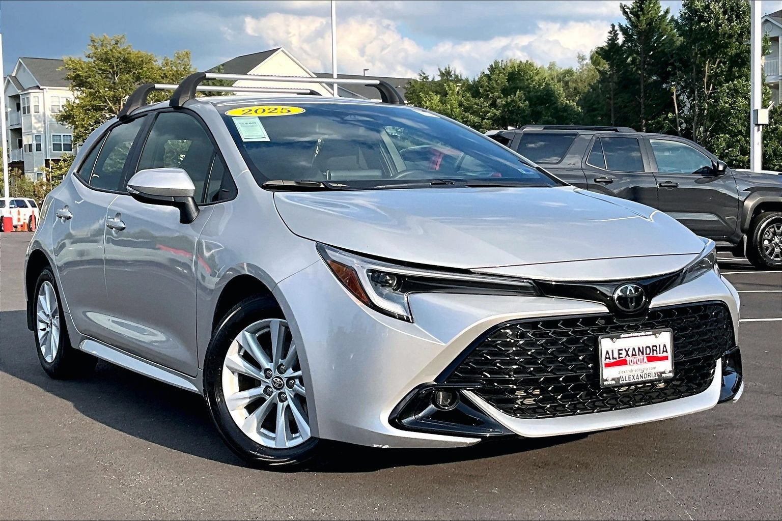 2025 Toyota Corolla Hatchback SE
