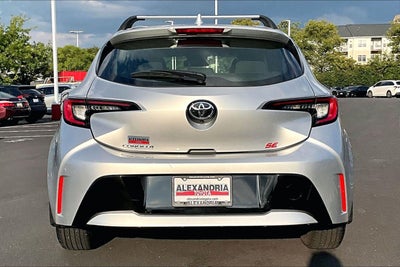 2025 Toyota Corolla Hatchback SE