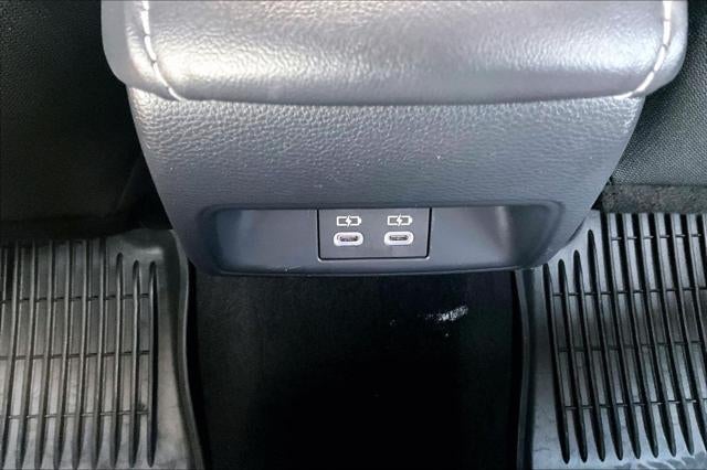 2025 Toyota Corolla Hatchback SE