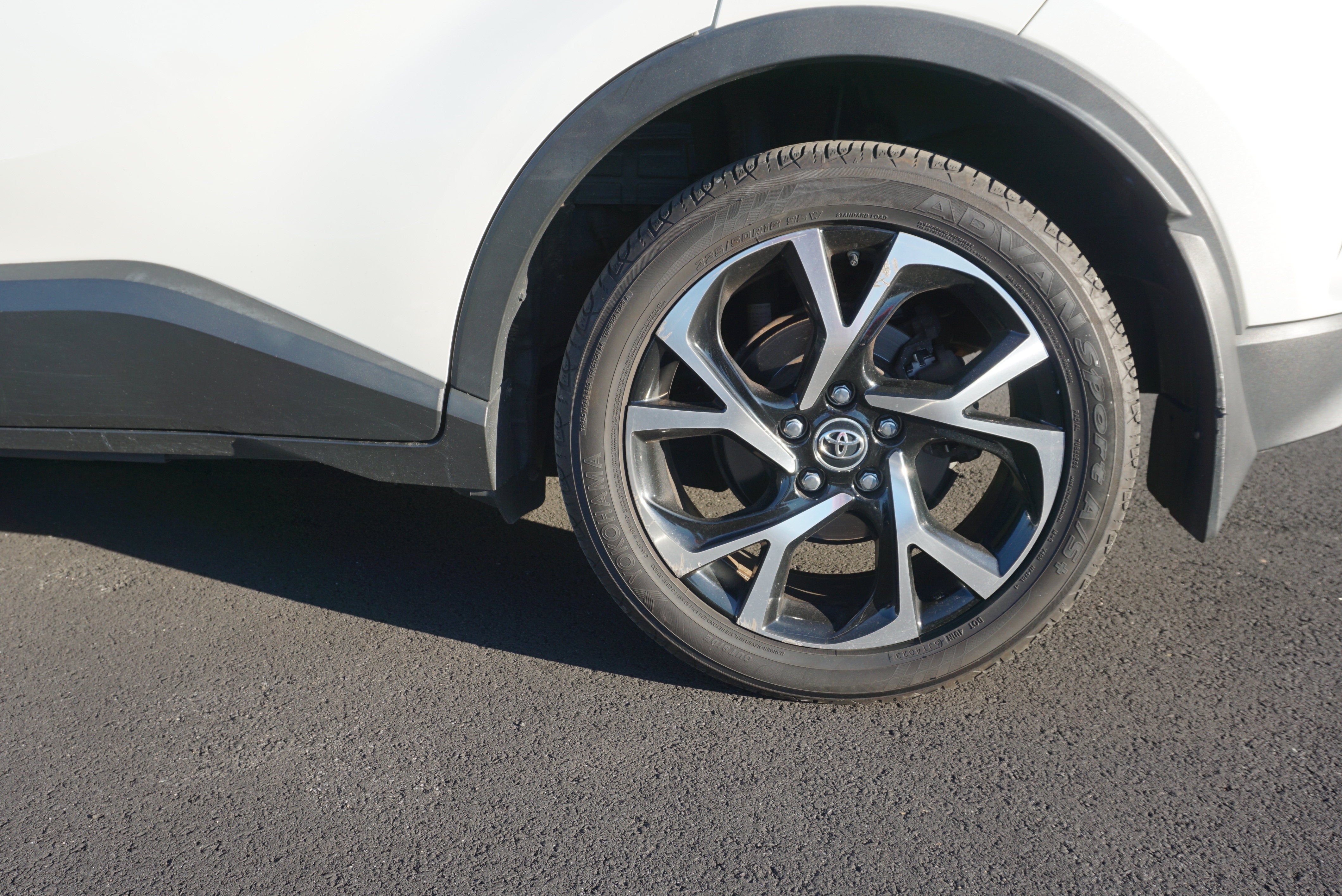 2018 Toyota C-HR XLE Premium