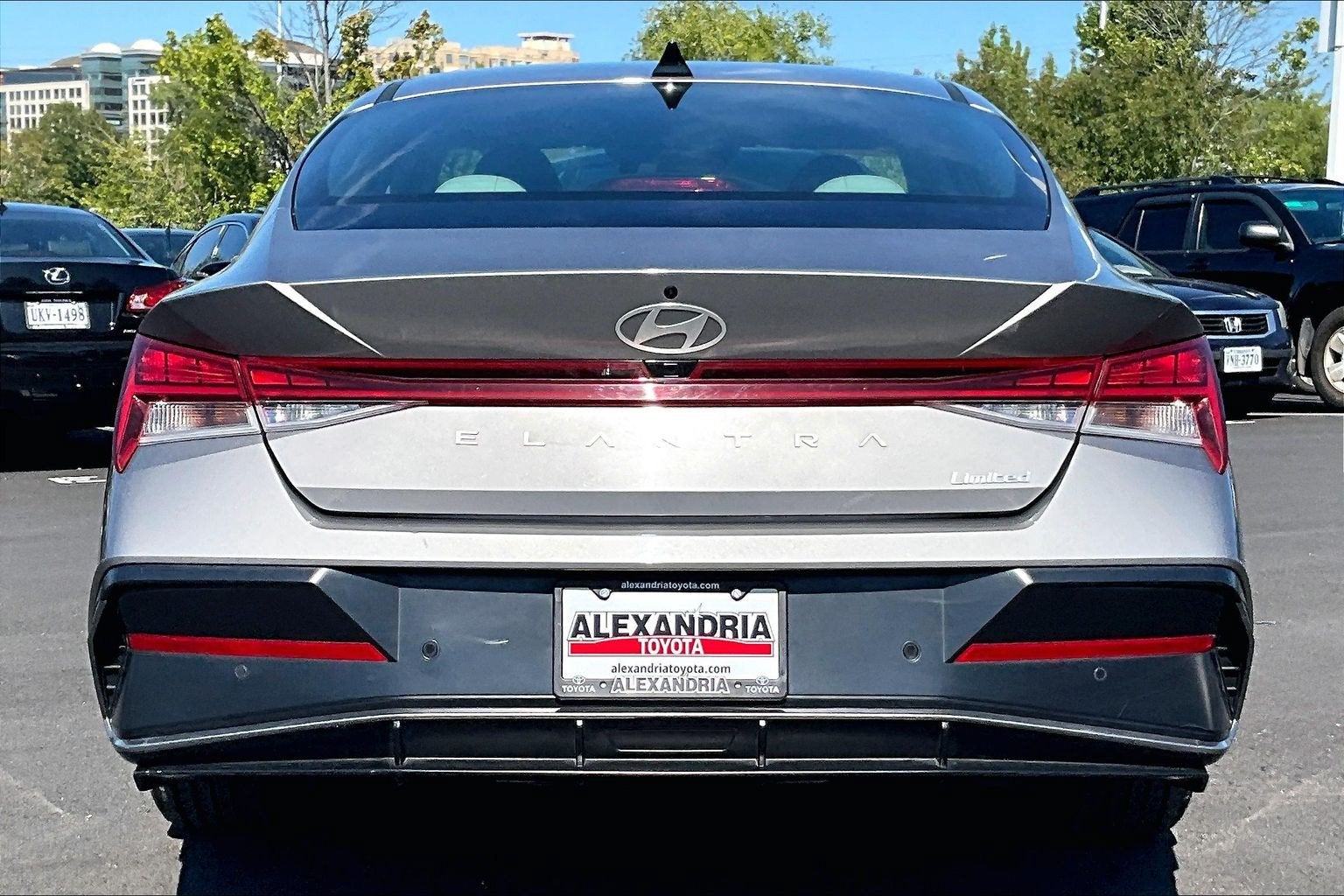 2024 Hyundai Elantra Limited