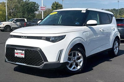2024 Kia Soul LX