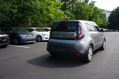 2016 Kia Soul Base