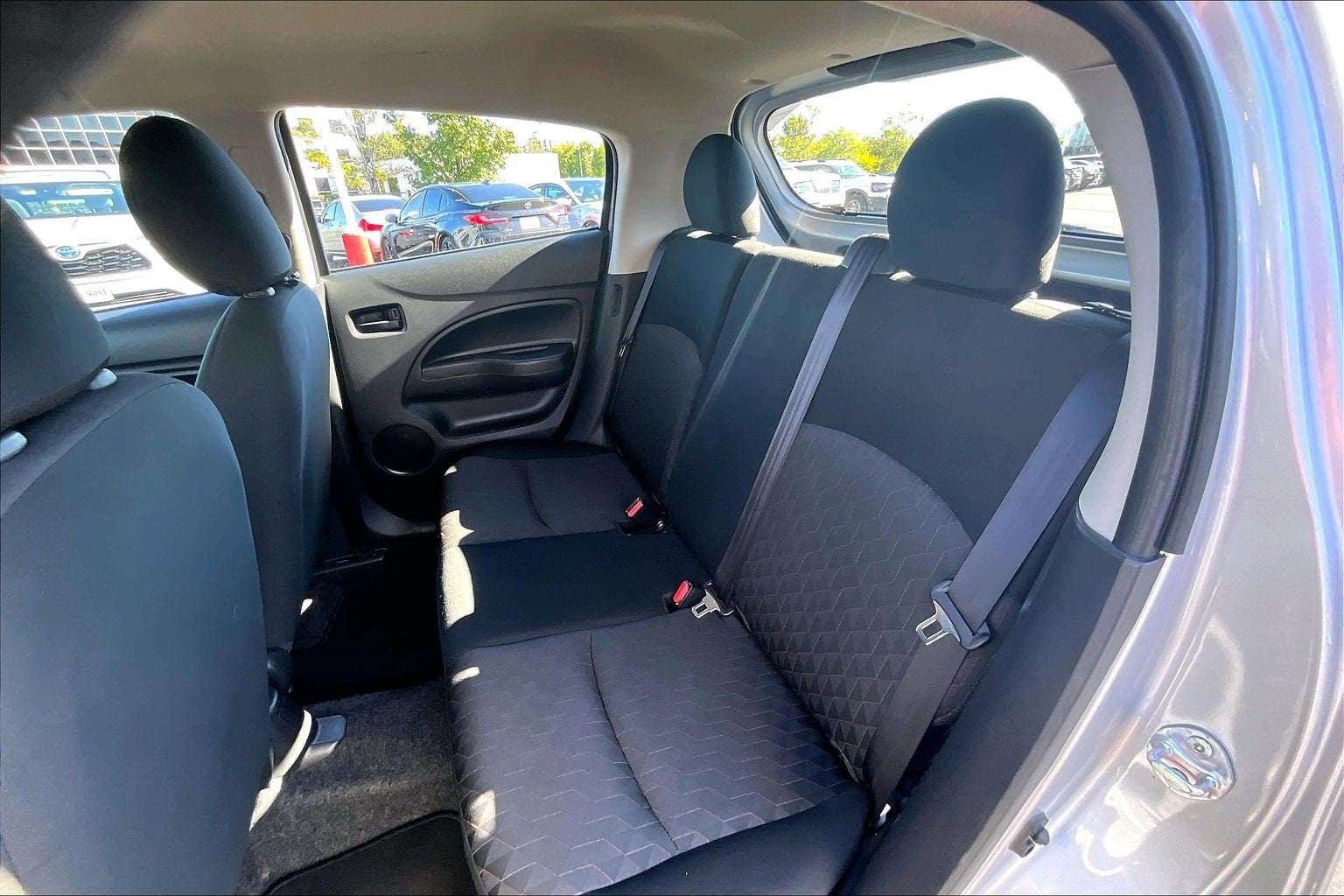 2024 Mitsubishi Mirage ES