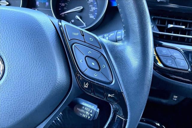 2021 Toyota C-HR XLE